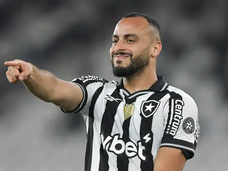 Marçal acredita que pré-temporada pode impulsionar Arthur Cabral no Botafogo
