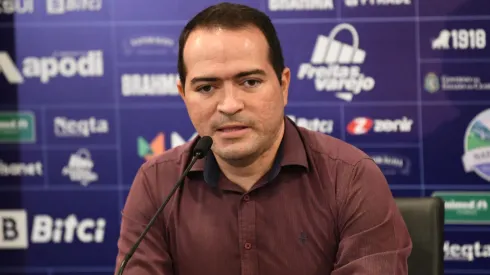 Marcelo Paz buscará fechar com Savarino.