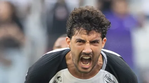 Gustavo Henrique vai ficar no Timão em 2026.