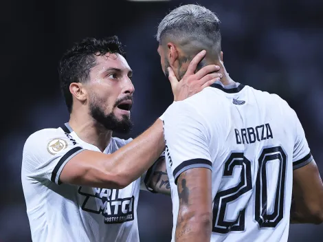 Torcida escolheu Alex Telles como capitão do Botafogo em 2026
