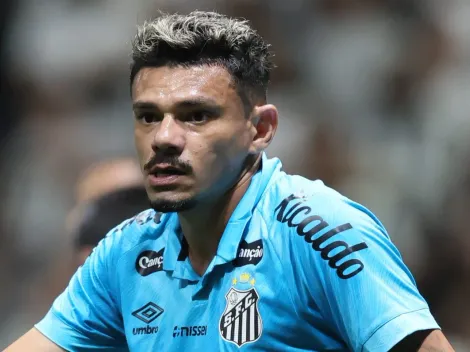 Tiquinho Soares deve jogar nos Emirados Árabes em 2026