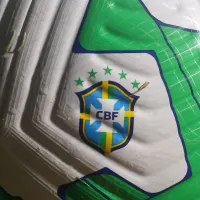 Jogadoras de futebol feminino no Brasil têm saúde em risco com jogos sob calor extremo