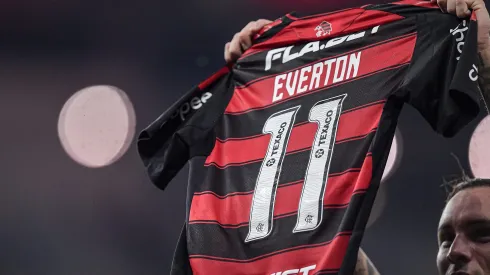 Everton Cebolinha quer jogar mais em 2026 e Tite tem interesse em sua contratação para o Cruzeiro