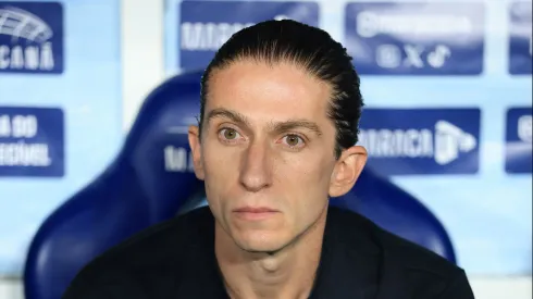 — Filipe Luís acabou de renovar seu contrato