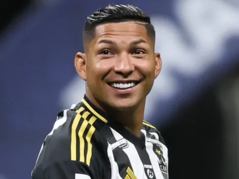 Rony supera Tiquinho Soares em gols e assistências em 2025