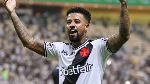 Meia tem o futuro incerto – Foto: Antonio Pereira/AGIF.