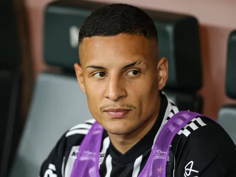 Staff de Arana diz que compra do Fluminense melou e Tricolor discorda