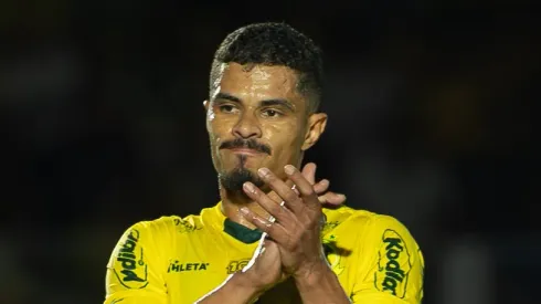 Lucas Ramon jogador do Mirassol durante partida contra o Palmeiras no estadio Jose Maria de Campos Maia pelo campeonato Brasileiro A 2025. Foto: Joisel Amaral/AGIF