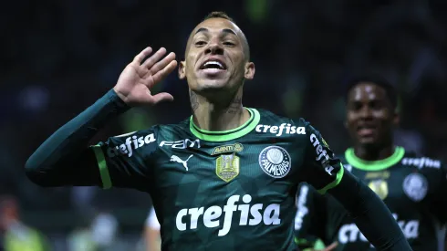 SP – SAO PAULO – 15/09/2023 – BRASILEIRO A 2023, PALMEIRAS X GOIAS – Breno Lopes jogador do Palmeiras comemora seu gol durante partida contra o Goias no estadio Arena Allianz Parque pelo campeonato Brasileiro A 2023. Foto: Marcello Zambrana/AGIF