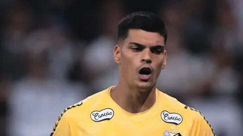 Brazão tem contrato até 2028 com o Peixe.