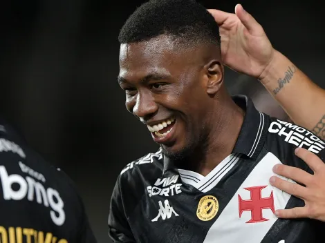 Vasco estuda manter Cuesta e avalia valores para renovação