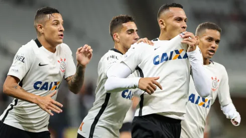 Leo Jaba, ex-jogador do Corinthians, comemora seu gol durante partida contra o Linense pelo Campeonato Paulista 2017 na Arena Corinthians. Foto: Marcello Zambrana/AGIF