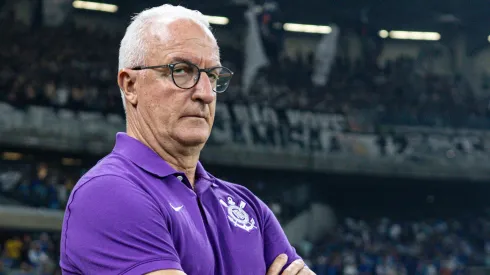 Dorival Junior, técnico do Corinthians, durante partida contra o Cruzeiro no estadio Mineirao pelo campeonato Copa Do Brasil 2025. Foto: Gilson Lobo/AGIF