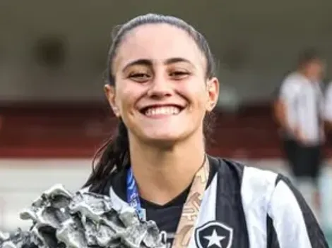 Palmeiras contrata a lateral-esquerda Ana Guimarães, do Botafogo