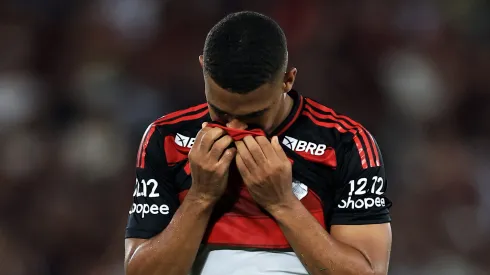 Samuel Lino, atacante do Flamengo em partida pelo campeonato brasileiro (Foto: Buda Mendes/Getty Images)