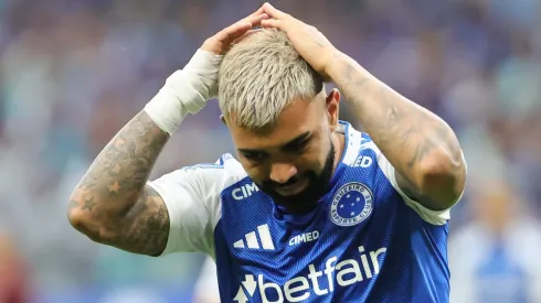 Gabigol chega ao Santos após decepcionar com a camisa do Cruzeiro