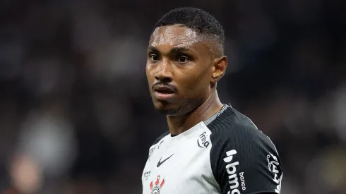 Vitinho busca vaga no Corinthians. Foto: Joisel Amaral/AGIF
