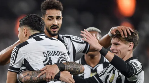 Savarino, meia venezuelano do Botafogo