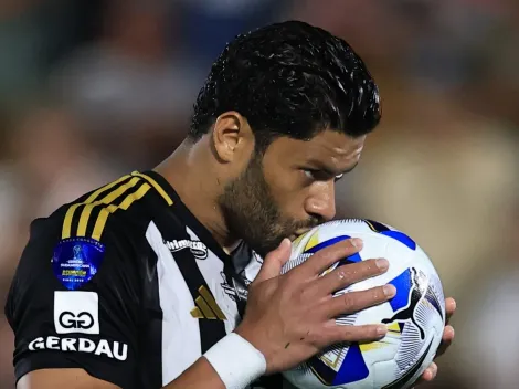 Hulk aparece no CT do Atlético e saída não deve acontecer após treino