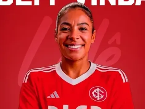 Volante Lelê, do Bragantino, assina com time feminino do Internacional