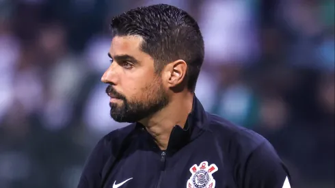 Antonio Oliveira tecnico do Corinthians durante partida contra o Palmeiras no estadio Arena Allianz Parque pelo campeonato Brasileiro A 2024.