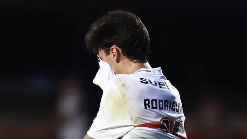 Rodriguinho tem contrato até o fim de 2026 e está com renovação emperrada no SPFC