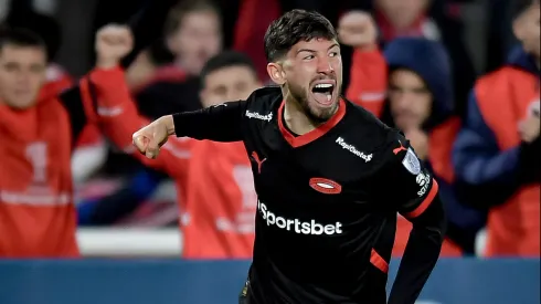 Loyola pelo Independiente. (Photo by Marcelo Endelli/Getty Images)