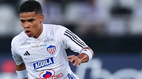 Grêmio pagará cerca de US$ 3 milhões por contratação de atacante José Enamorado