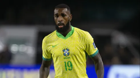 Gerson em partida pela Seleção Brasileira