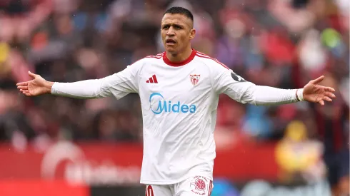 Alexis Sánchez tem contratação analisada pelo Internacional