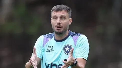 Martin Anselmi, no Botafogo. Foto: Vitor Silva/Botafogo.