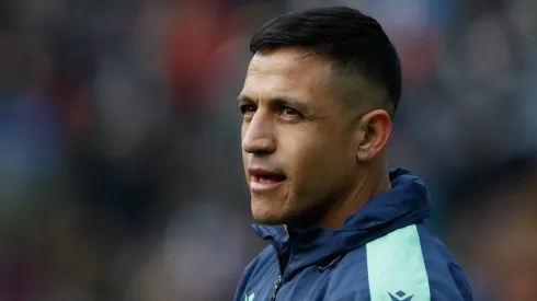 Alexis Sánchez não deve jogar no Internacional.