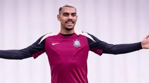 Matheuzinho no treino de terça-feira (6). Foto: Rodrigo Coca/Agência Corinthians