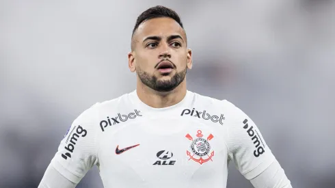 Maycon vai jogar no Galo.