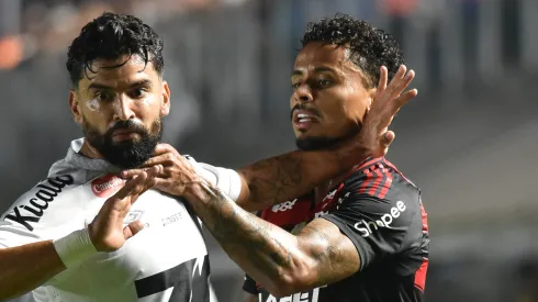 Volante tem o futuro incerto – Foto: Jota Erre/AGIF.