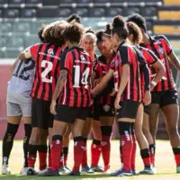Após desistência, Vitória garante vaga na elite do Brasileirão Feminino de 2026