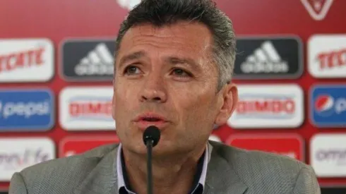 José Luis Higuera reapareció en redes sociales.