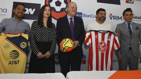 Chivas y América se medirán el un nuevo clásico en octubre.