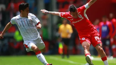 Michael Pérez tiene cerca de un mes fuera de las canchas.