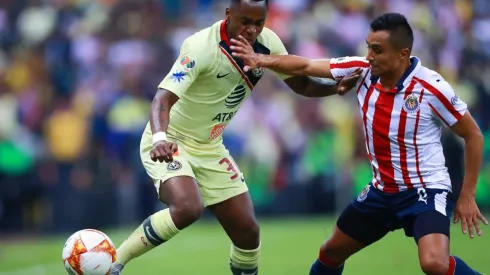 Las Chivas de Guadalajara cerraron ante América el segundo tercio del Torneo / Getty Images