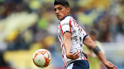 Alan Pulido busca marcar por cuarto encuentro consecutivo con Chivas / Getty Images
