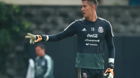 Raúl Gudiño destaca en las últimas jornadas con Chivas de Guadalajara / Getty Images