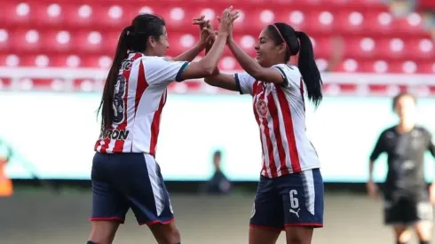 Chivas Femenil recibe a Monterrey en el Estadio Akron.