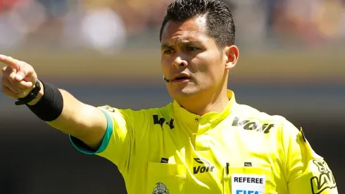 Pérez Durán dirigirá el duelo entre Lobos y Chivas.