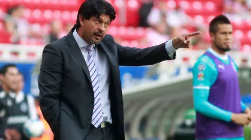 Cardozo quiere pulir el talento de Chevy Martínez y César Huerta.