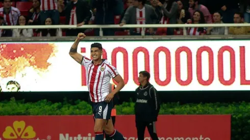 Alan Pulido aseguró que sacar los tres puntos ante Lobos es fundamental.