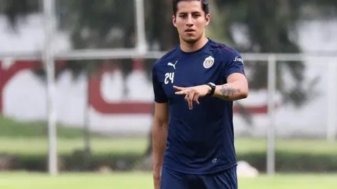 Carlos Cisneros está cada vez más cerca de regresar a las canchas.