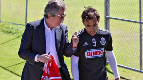 Un poco tarde apareció con su mensaje