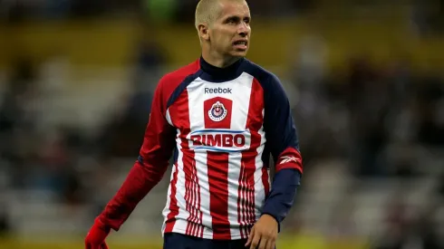 Adolfo Bautista criticó a la directiva de Chivas por la venta de Rodolfo Pizarro.