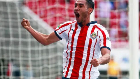 Sandoval aseguró que jugará en Europa.